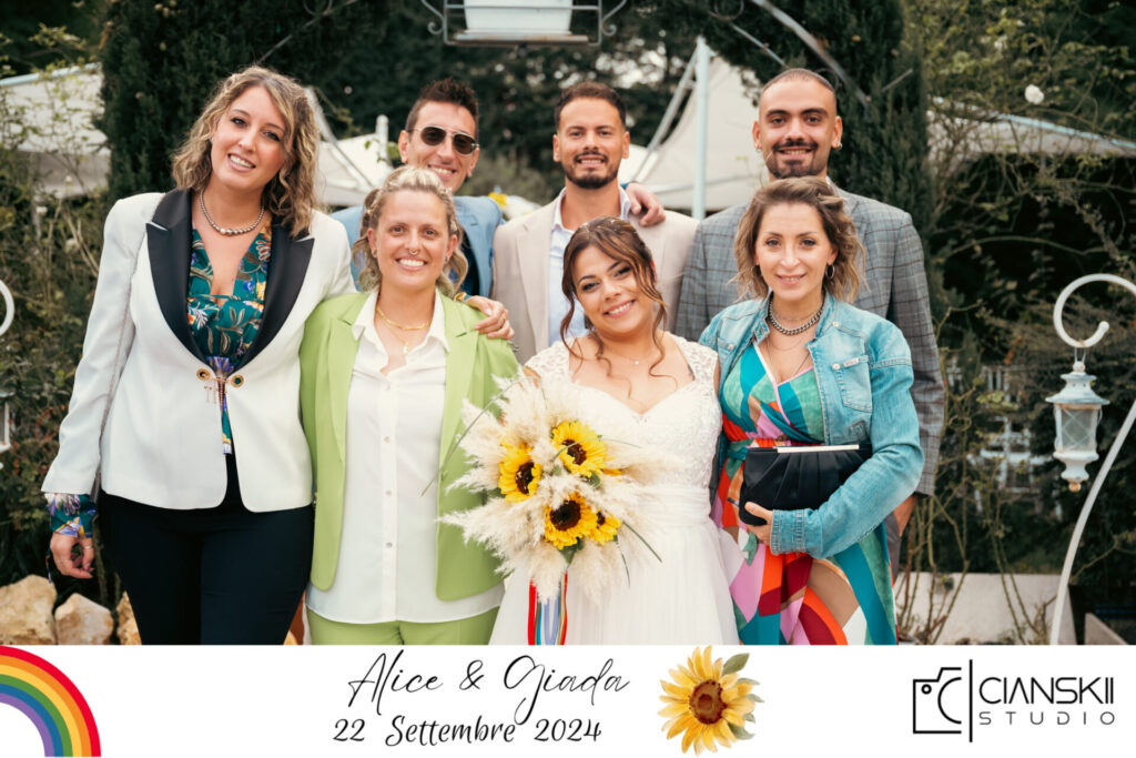 Foto del matrimonio LGBTQ stampata con grafica personalizzata, creata per le spose